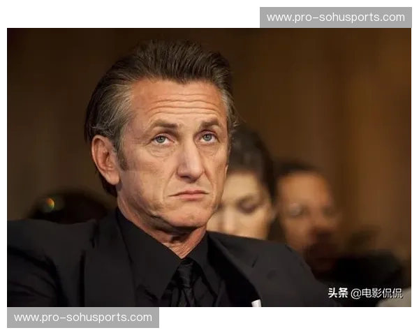 暴力美学的终极审判:1997年刘易斯对决戈洛塔,那场让世界窒息的“闪电战” 暴力美学的终极审判:1997年刘易斯对决戈洛塔,那场让世界窒息的“闪电战”